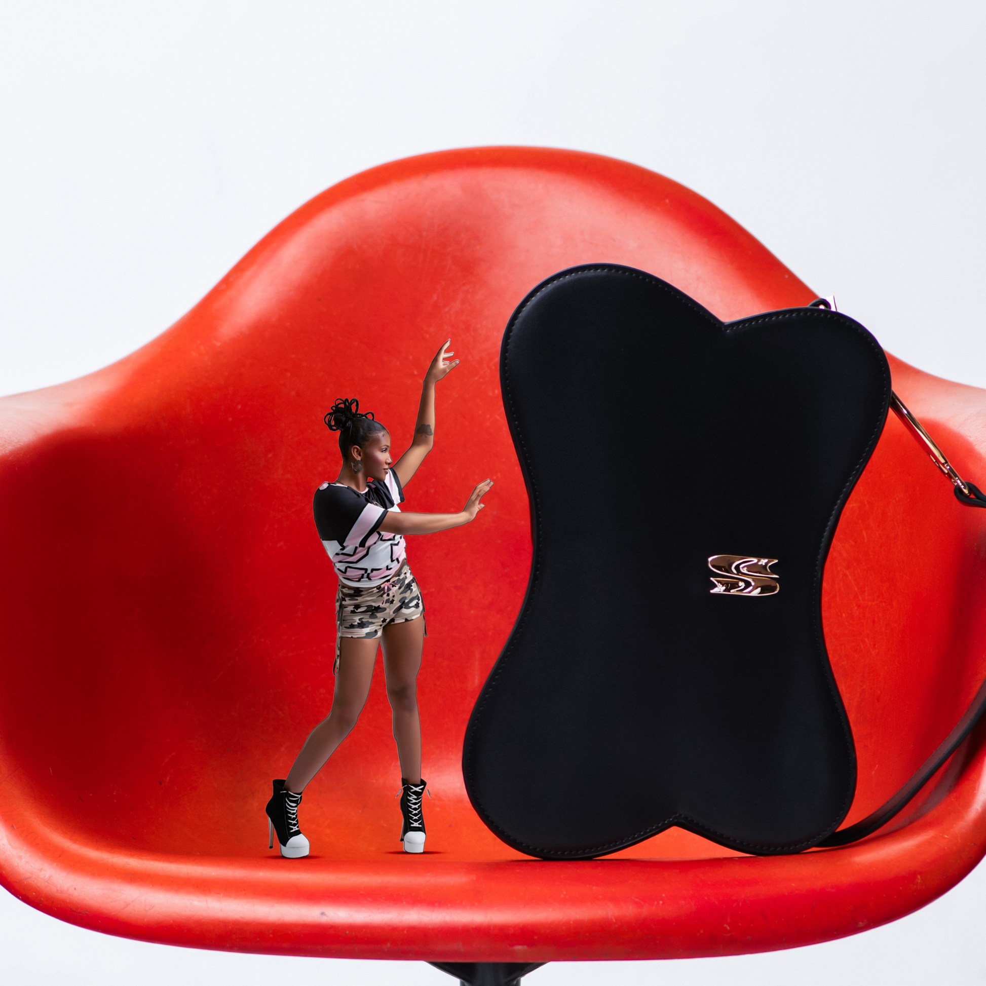 STARA Bag- Matte Black